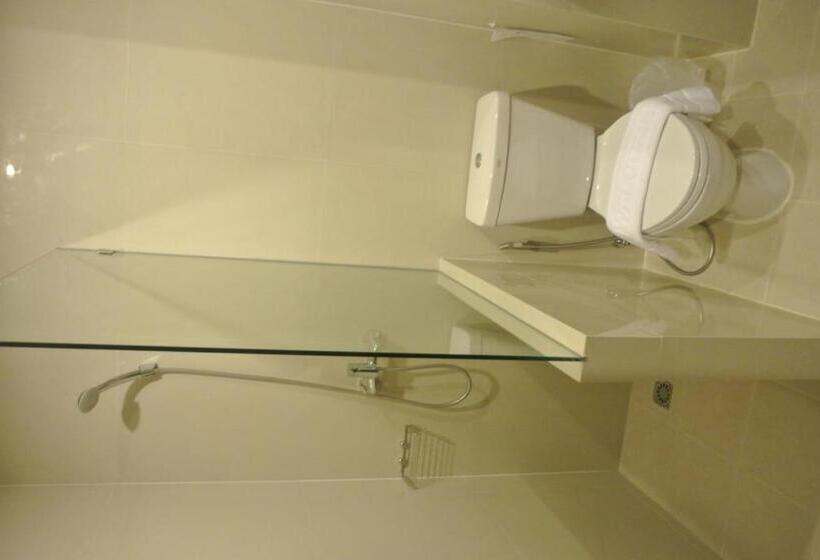 디럭스 룸, S Tara Grand