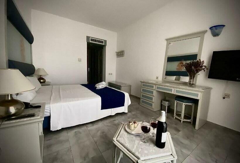 Quarto Estandar Vista Montanha, Mare Blue