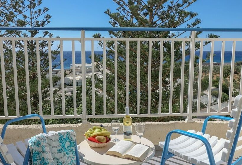 חדר משפחתי נוף לגינה, Mare Blue