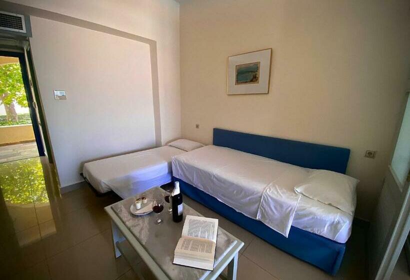 חדר משפחתי נוף להרים, Mare Blue