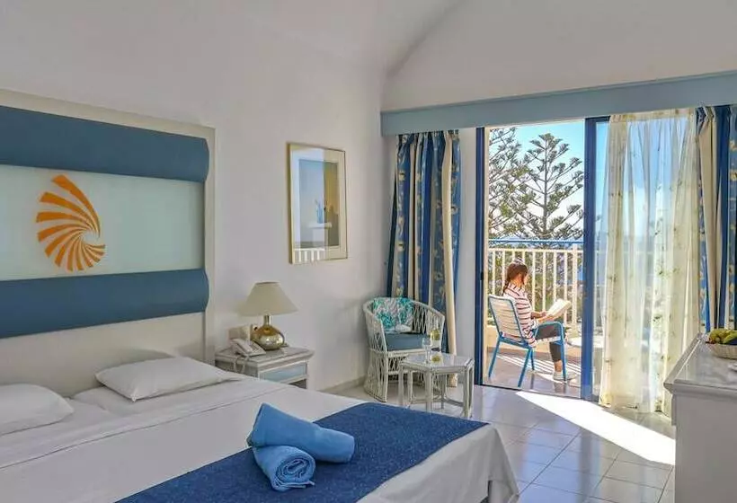 Chambre Familiale Vue Montagne, Mare Blue