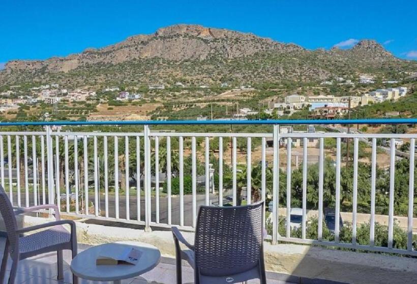 חדר משפחתי נוף להרים, Mare Blue