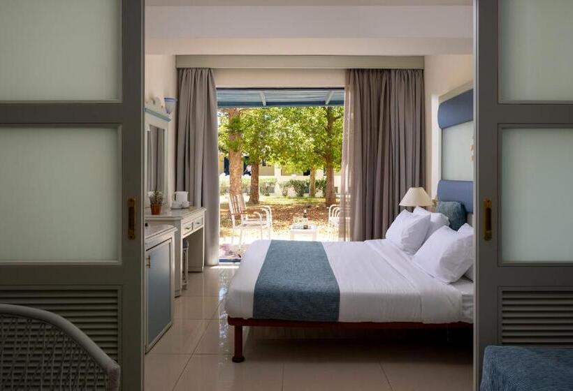 Quarto Familiar Vista Montanha, Mare Blue