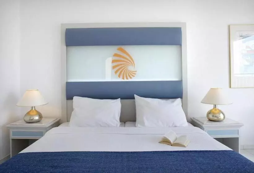 Chambre Supérieure Vue Jardin, Mare Blue