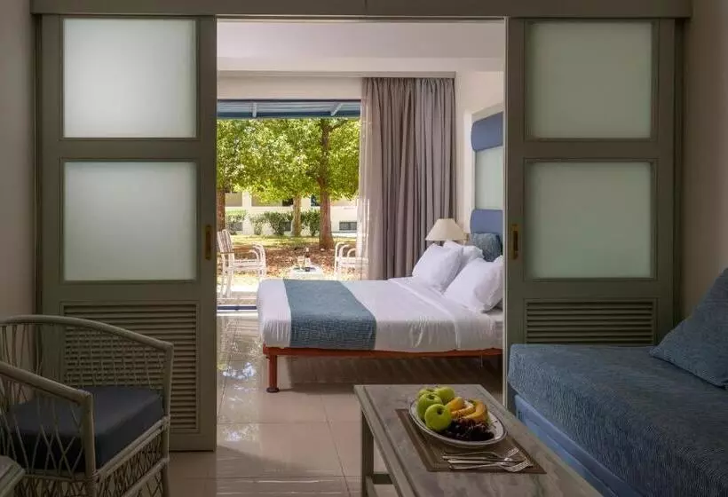 Chambre Familiale Supérieure, Mare Blue