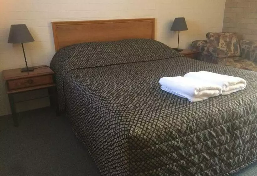 Standard Yhden Hengen Huone, Alexander Motor Inn