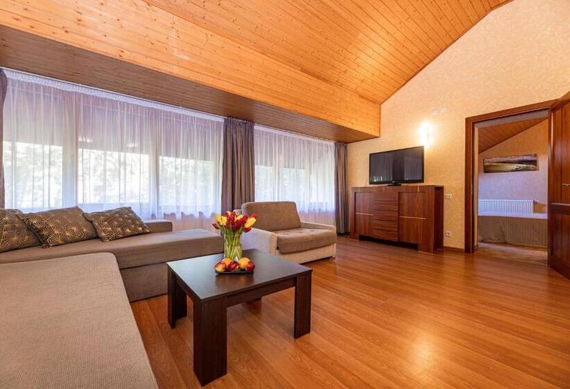 اتاق خانوادگی, Palanga Park