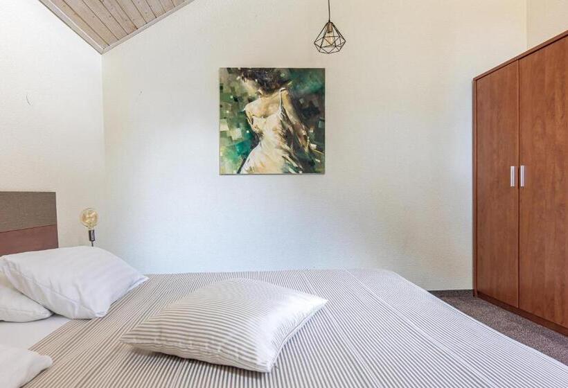 آپارتمان 3 خوابه, Palanga Park