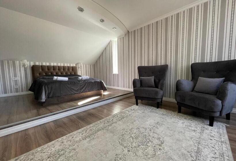 اتاق لوکس خانوادگی, Palanga Park