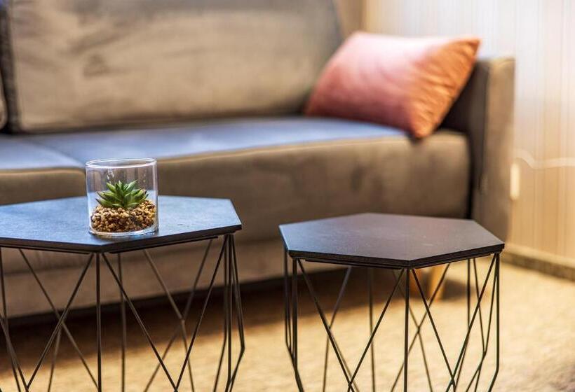 آپارتمان 2 خوابه با بالکن, Palanga Park