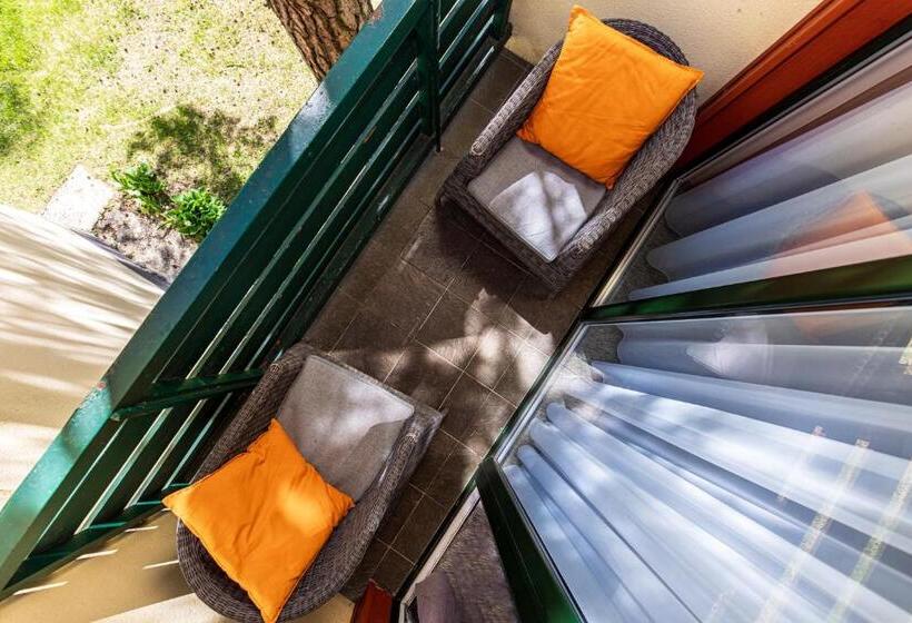 آپارتمان 2 خوابه با بالکن, Palanga Park