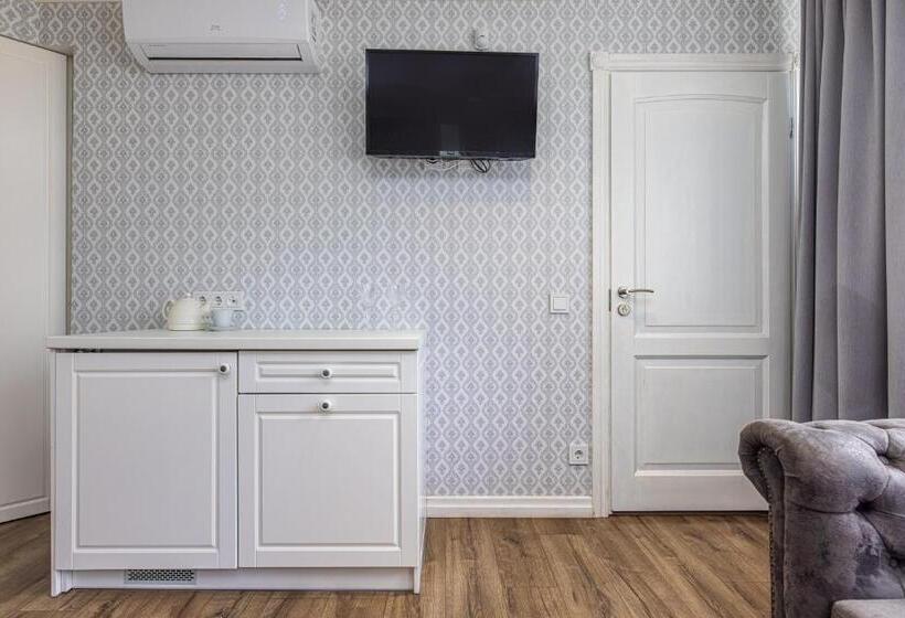 اتاق لوکس, Palanga Park