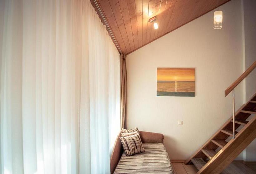 اتاق خانوادگی, Palanga Park