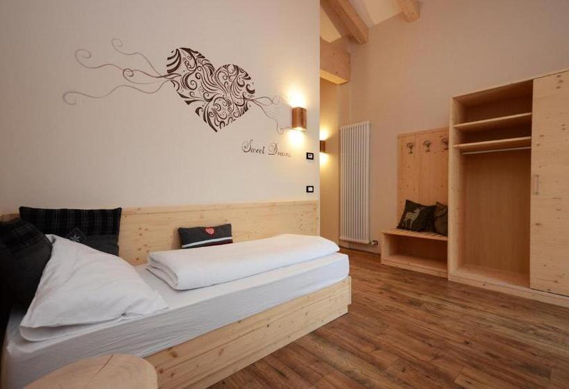 غرفة قياسية ثلاثية, Park Hotel Avisio