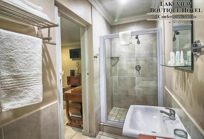 Номер Deluxe Кровать Кинг, Lakeview Boutique Hotel & Conference Center