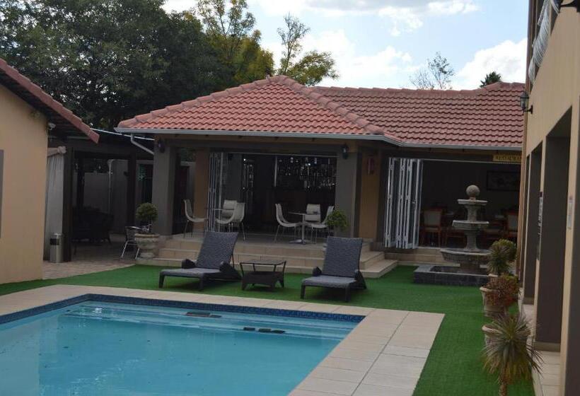 Номер Deluxe, Lakeview Boutique Hotel & Conference Center