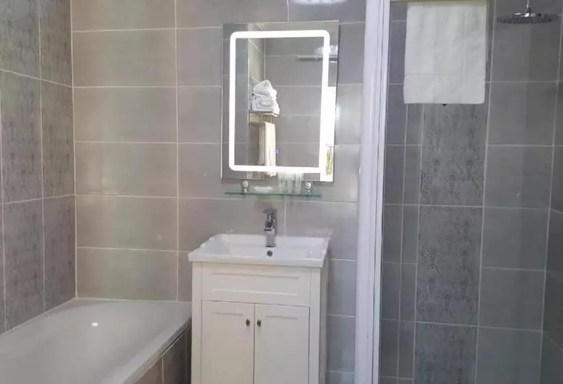 ２ベッドルームデラックスアパートメント, Lakeview Boutique Hotel & Conference Center