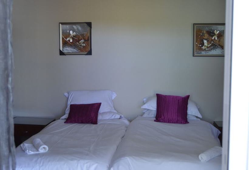 Номер Deluxe, Lakeview Boutique Hotel & Conference Center