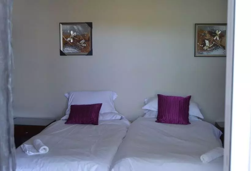 デラックスルーム, Lakeview Boutique Hotel & Conference Center