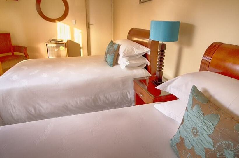 اتاق خانوادگی, Lakeview Boutique Hotel & Conference Center