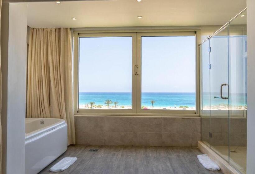 سوئیت رویال, Caesar Bay Resort