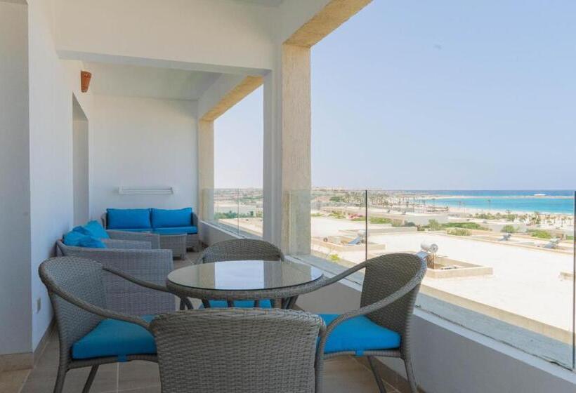 سوئیت رویال, Caesar Bay Resort