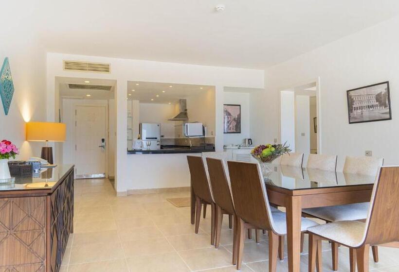 سوئیت رویال, Caesar Bay Resort