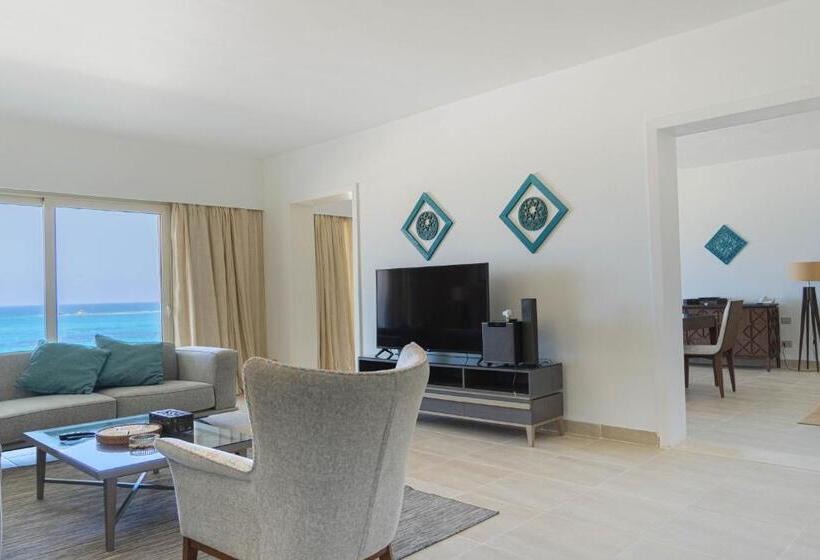 سوئیت رویال, Caesar Bay Resort