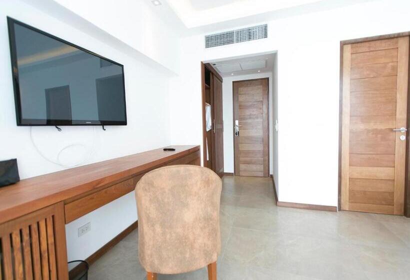 חדר סטנדרט עם מרפסת, Action Point Fitness Resort