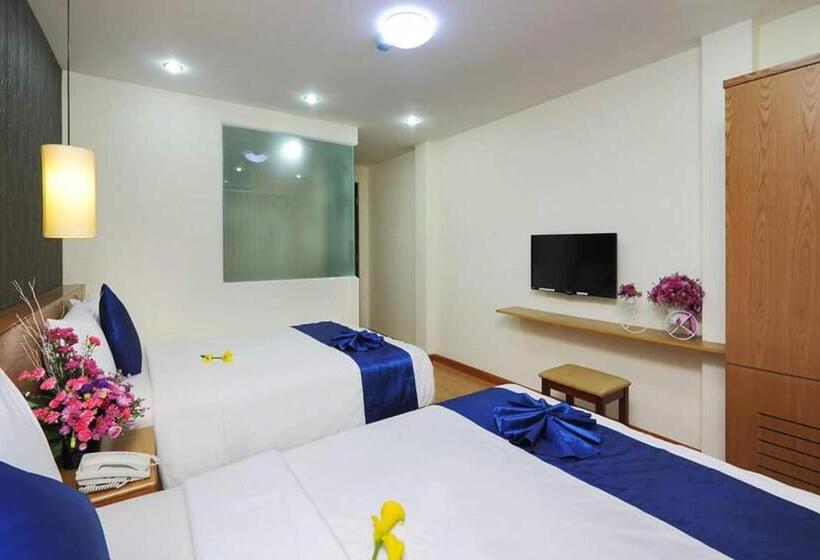 اتاق استاندارد سه نفره, Ailen