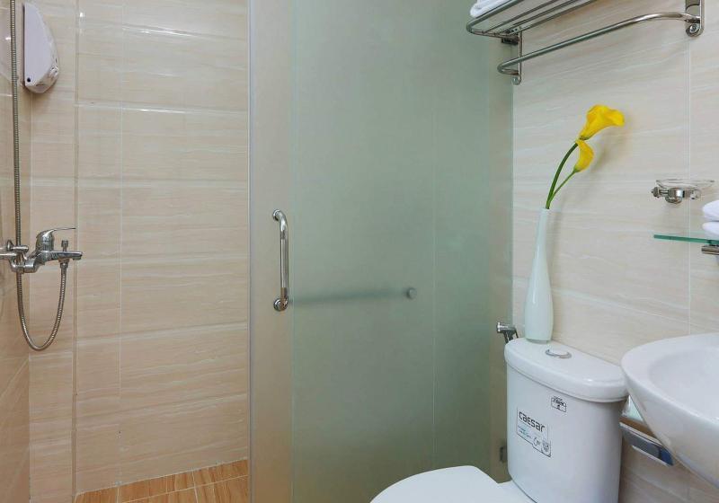 اتاق لوکس, Ailen