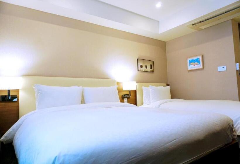 غرفة عائلية, Busan Business