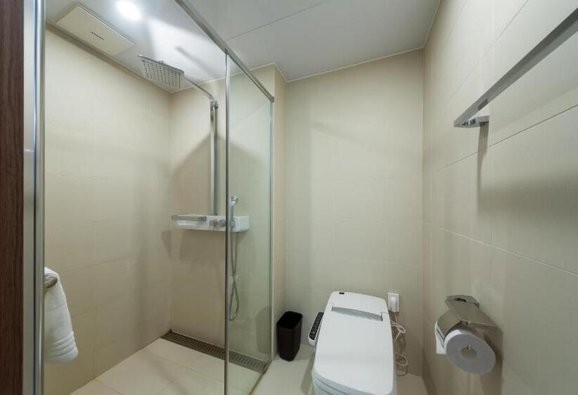 غرفة عائلية, Busan Business