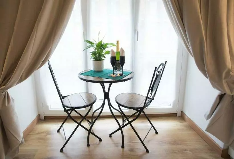 اتاق سوپریور, Chroma Italy   Chroma Octho