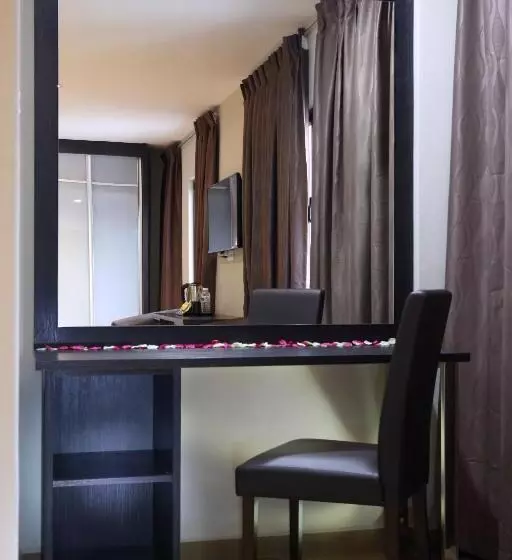 Apartament Rodzinny, Gl