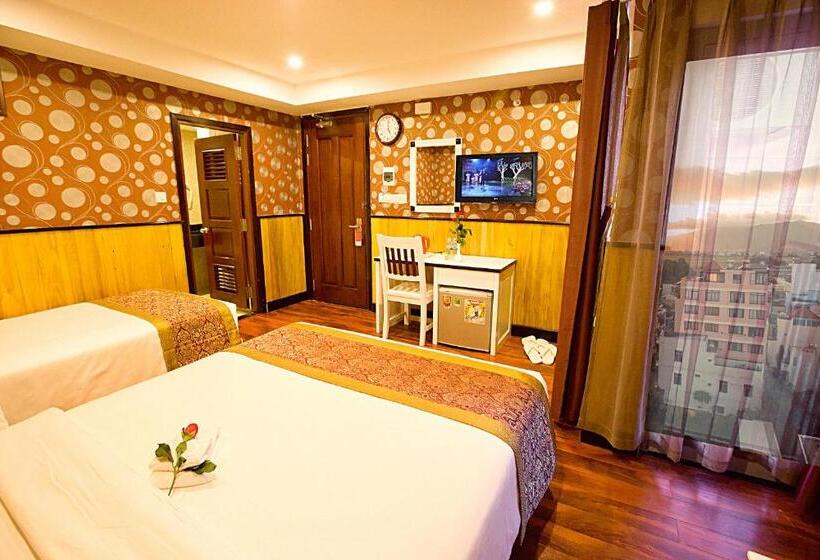 اتاق سوپریور سه تخته, Golden Rain 2