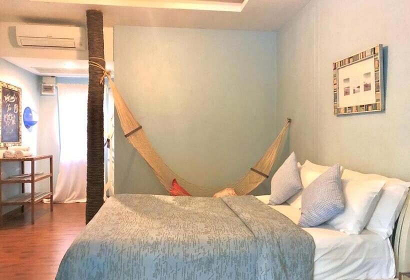 带泳池观景的豪华房, Green Gallery Beach Boutique