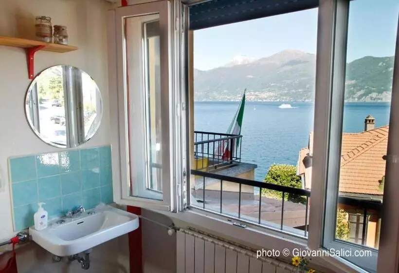 Habitació Triple Estàndard, Lake Como Hostel