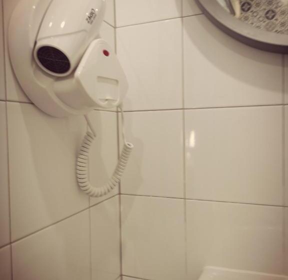 Четырехместный Номер Стандарт, Get Guesthouse 2