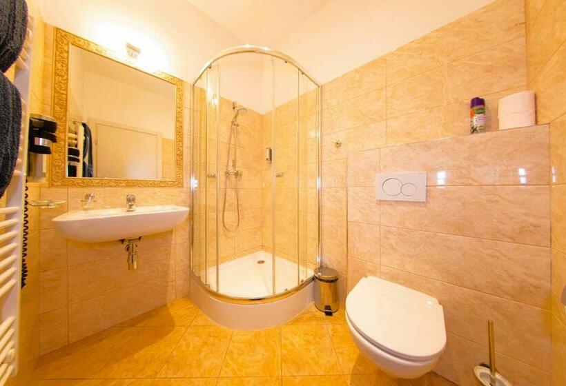 اتاق استاندارد, Prague Boutique Residence