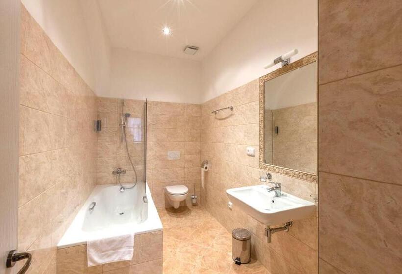 اتاق راحتی, Prague Boutique Residence