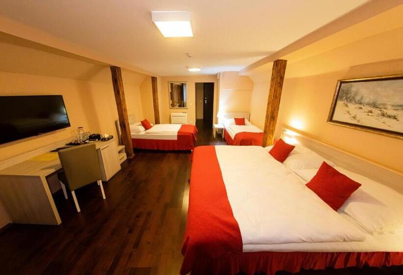 اتاق خانوادگی, Prague Boutique Residence