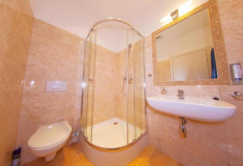 اتاق استاندارد, Prague Boutique Residence