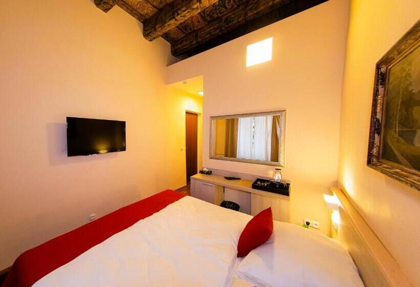 اتاق استاندارد, Prague Boutique Residence
