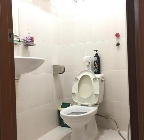 اتاق استاندارد چهار تخته, Thanh Ha Guest House