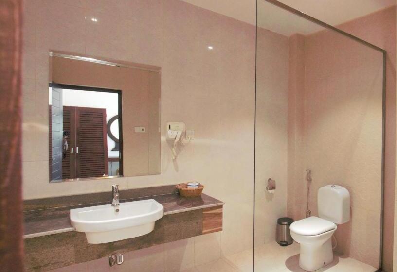 Номер Стандарт Трехместный, Avasta Resort