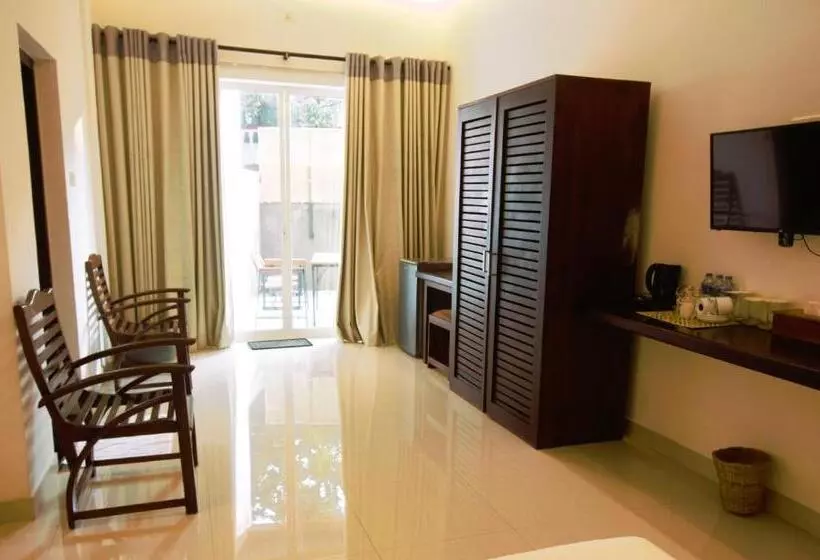 Standard Kolmen Hengen Huone, Avasta Resort
