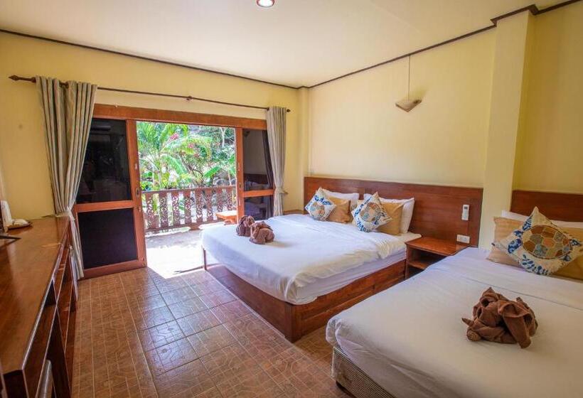 Семейный Номер Вид на Море, Coral View Resort