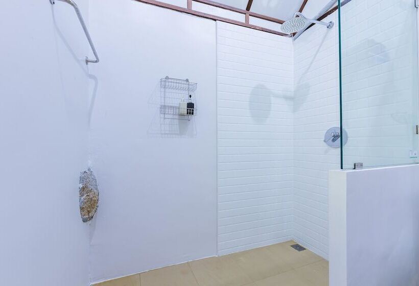 Хижина, Coral View Resort