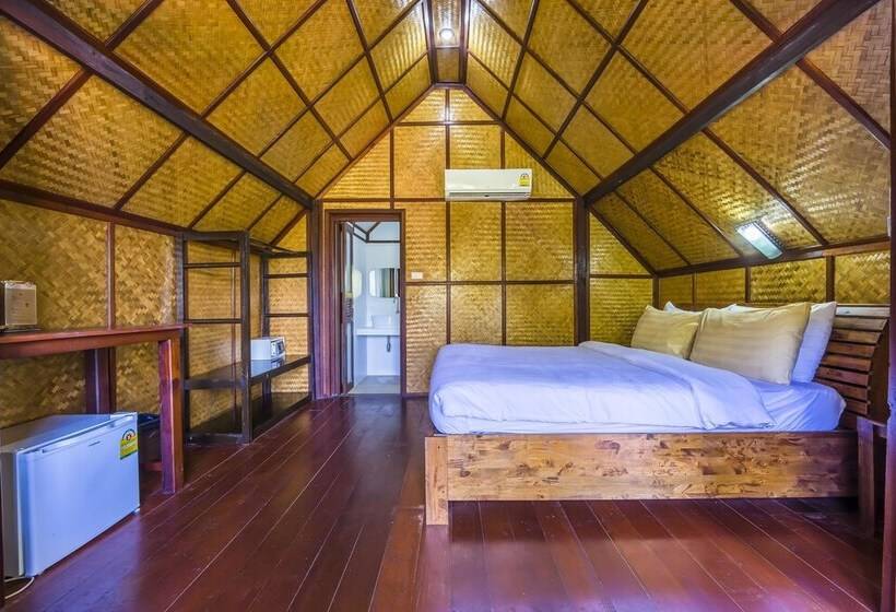 Хижина, Coral View Resort